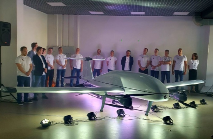 Сегодня в Москве прошла презентация нового отечественного беспилотника Т-300-8Е, созданного компанией "Летающие машины Тюринга".